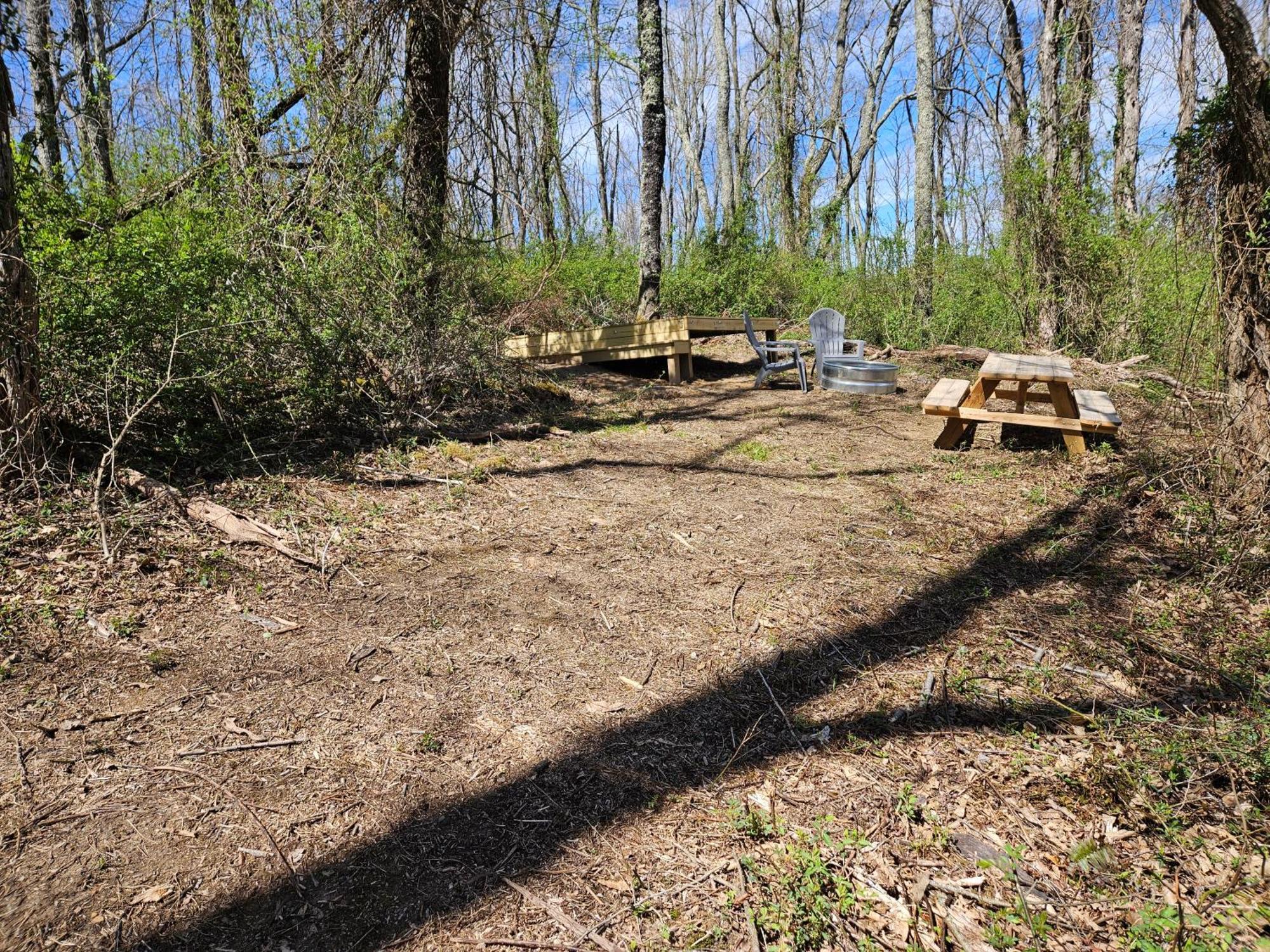 Cardinal Cove Campsite At Hocking Vacations - Tent Not Included Logan Εξωτερικό φωτογραφία